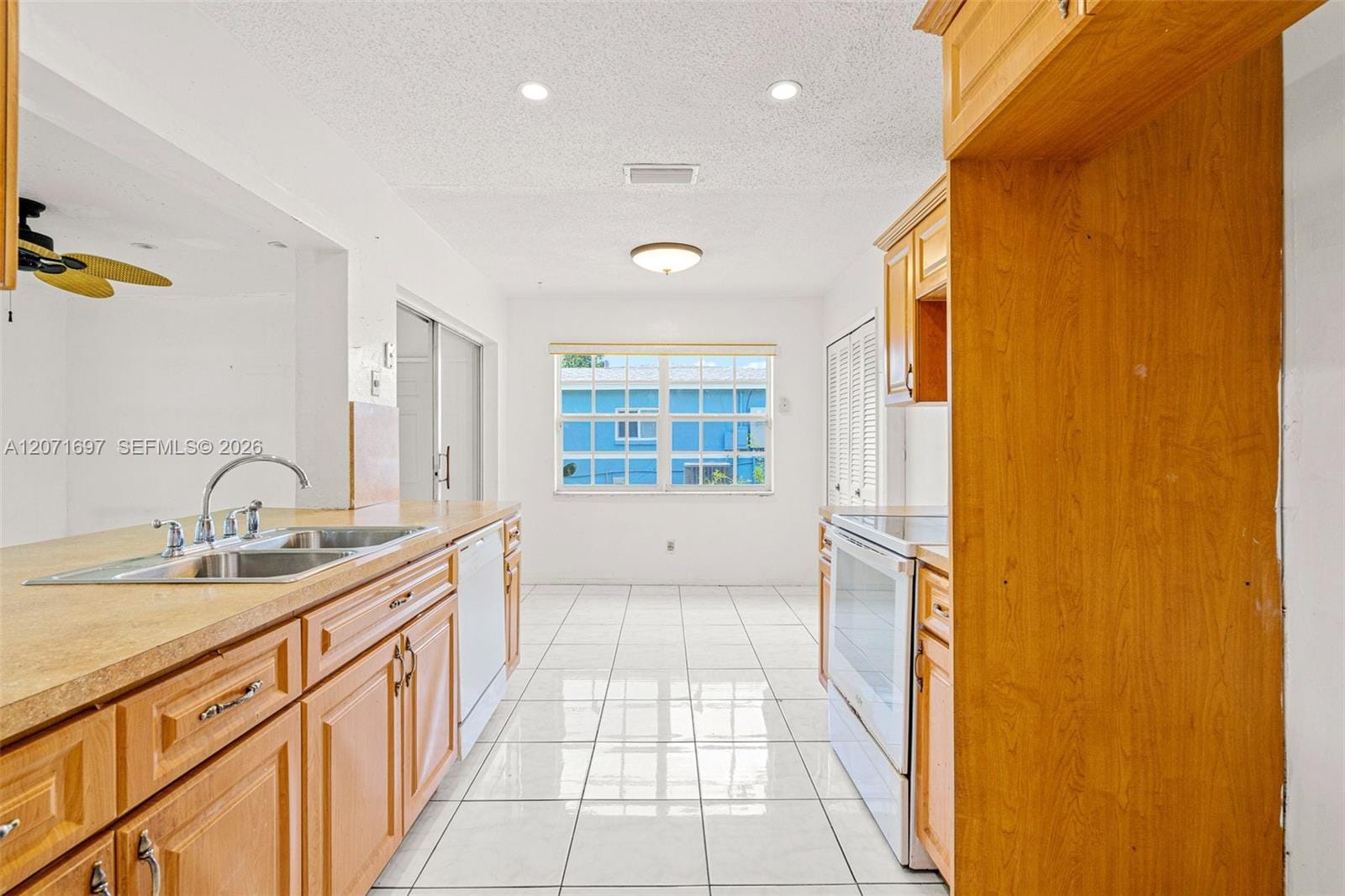 4700 NW 41st Place, Lauderdale Lakes, FL 33319 photo 13