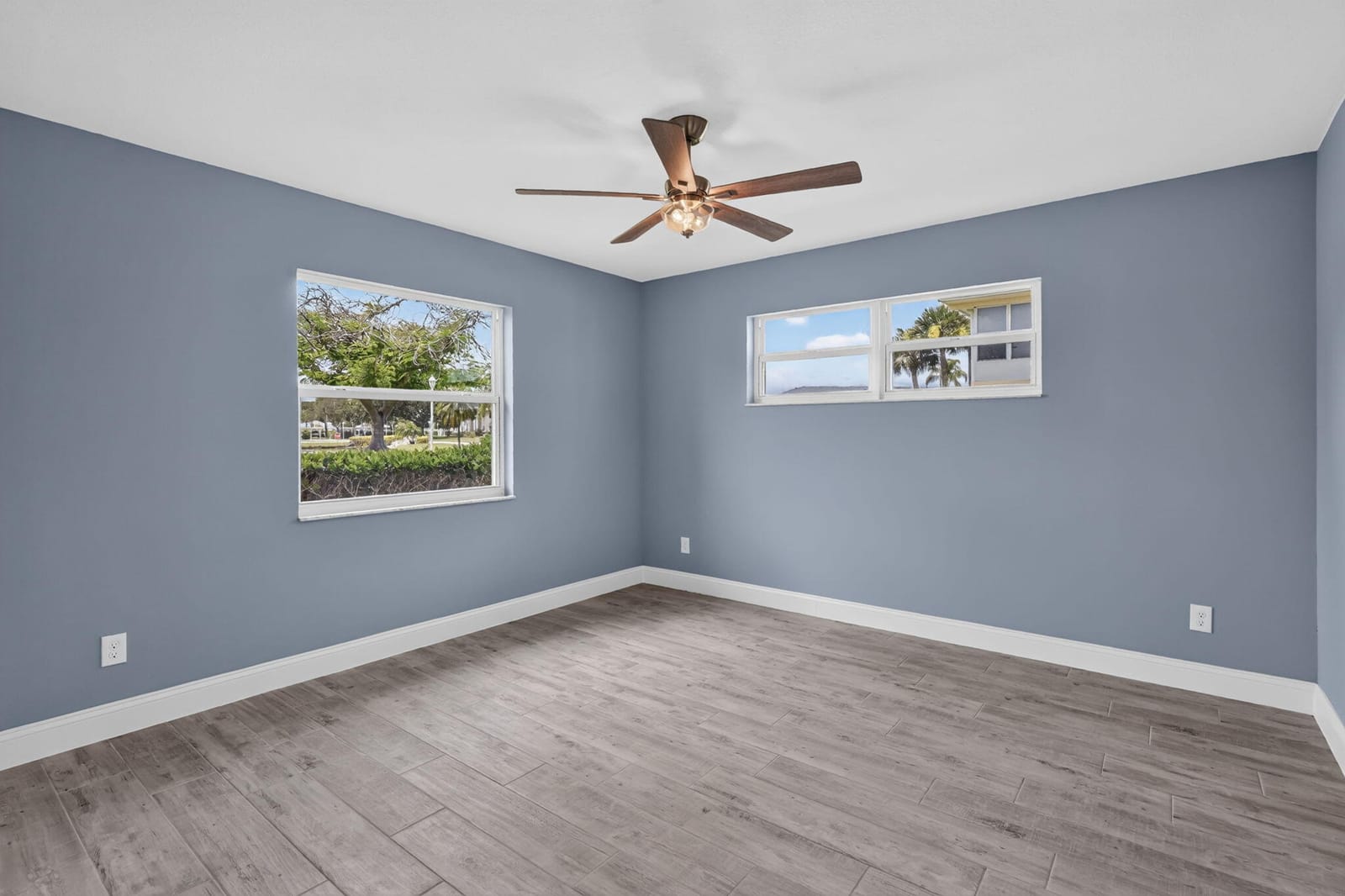 203 Grove Isle Circle — photo 12