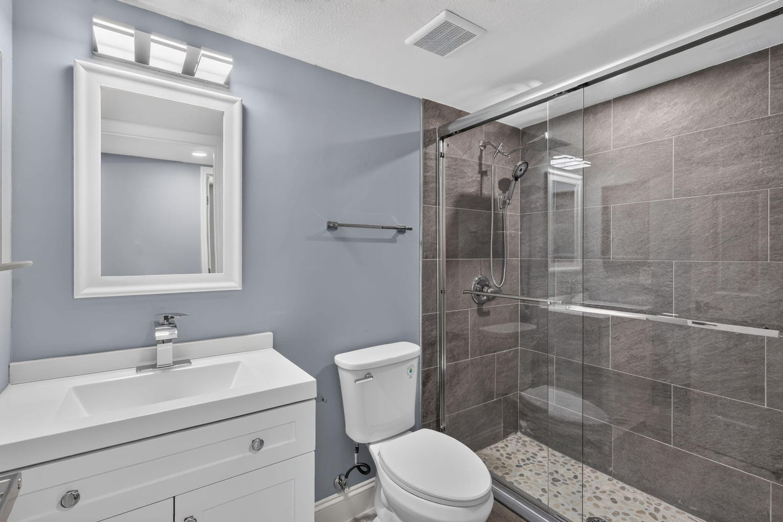 203 Grove Isle Circle, Vero Beach, FL 32962 photo 18