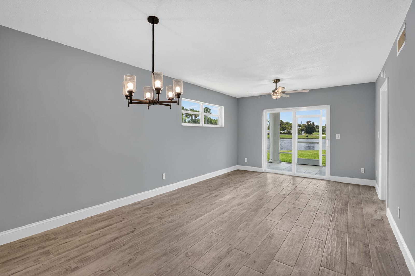 203 Grove Isle Circle — photo 4