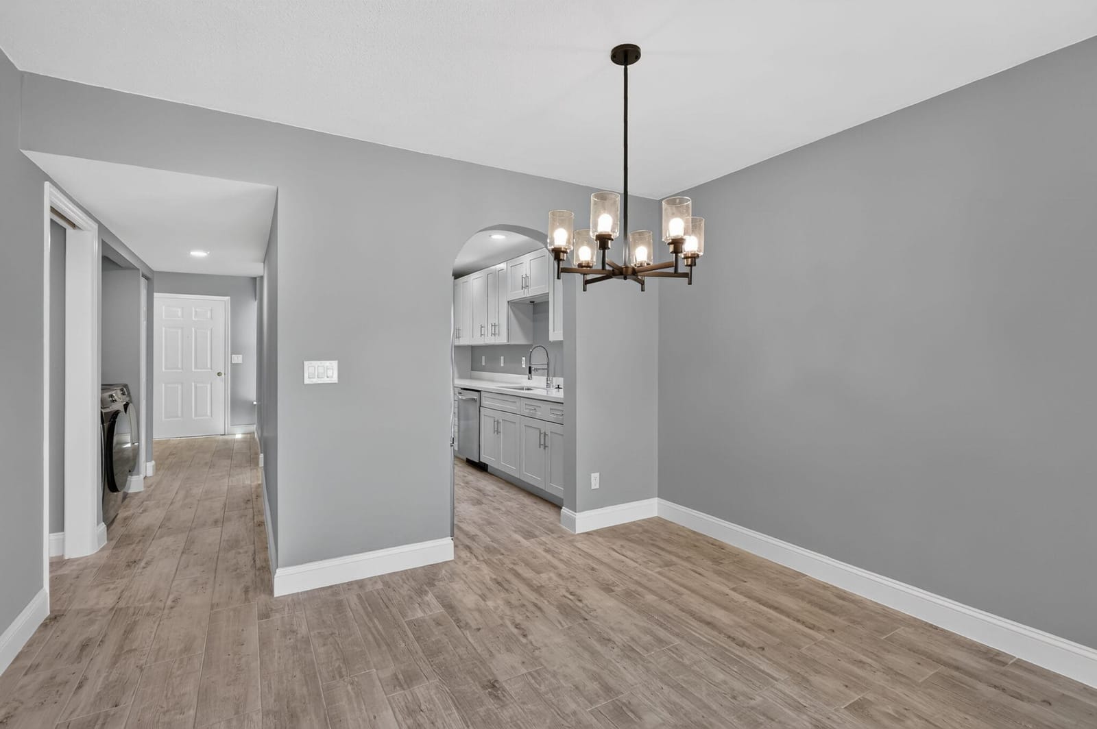 203 Grove Isle Circle — photo 5