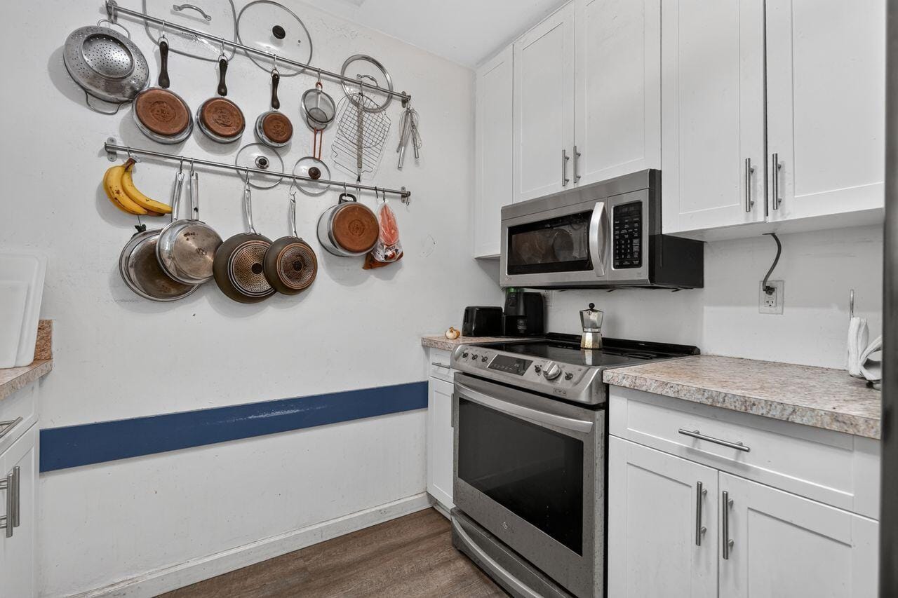 303 S DELAWARE Boulevard — photo 12