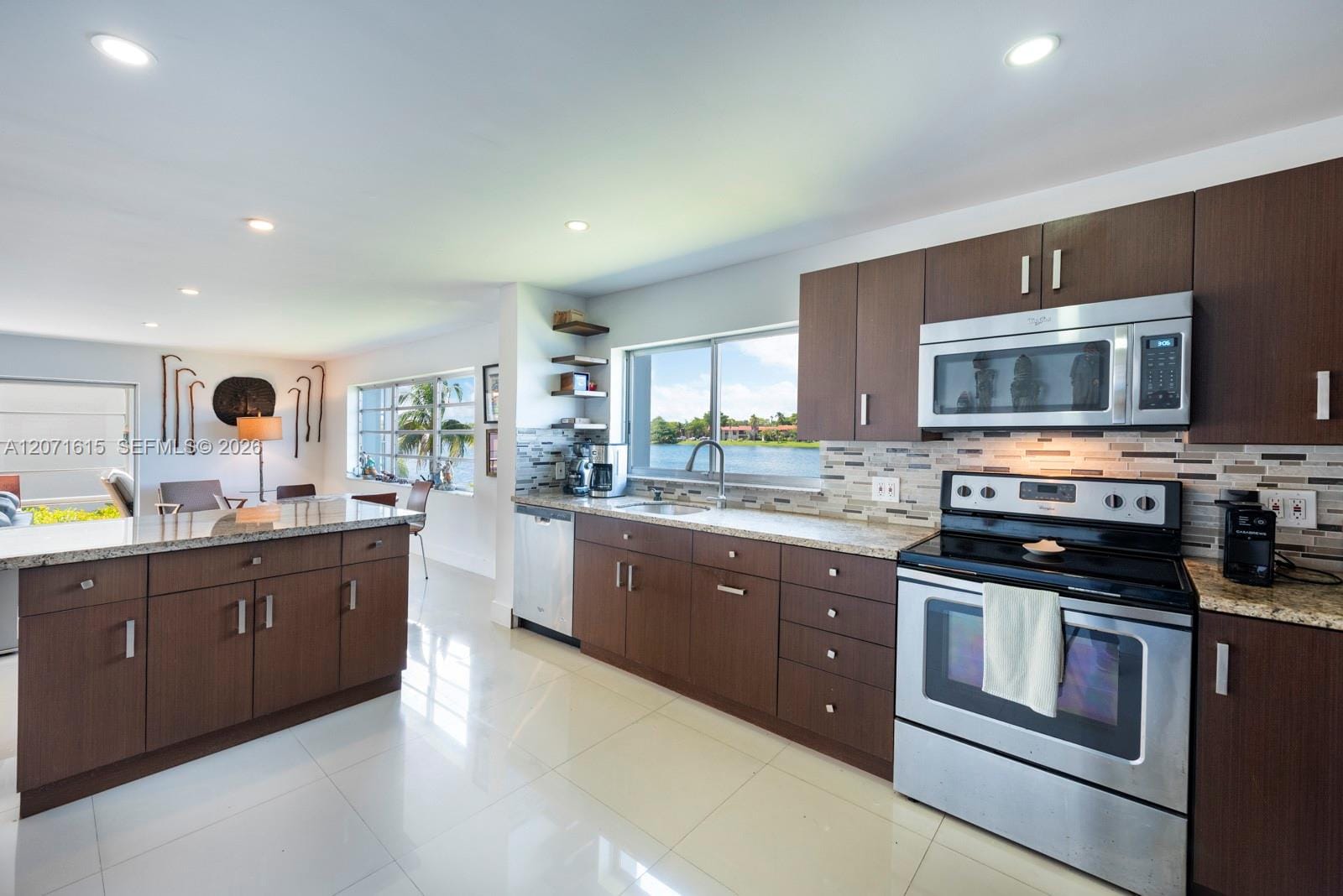 873 NE 195 206 — photo 11