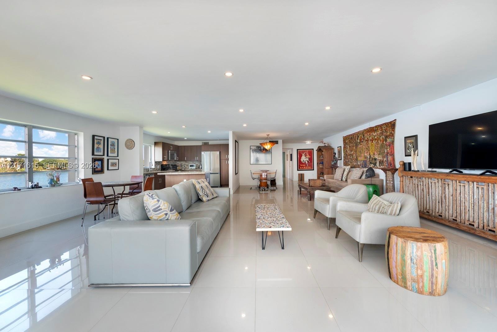 873 NE 195 206 — photo 4