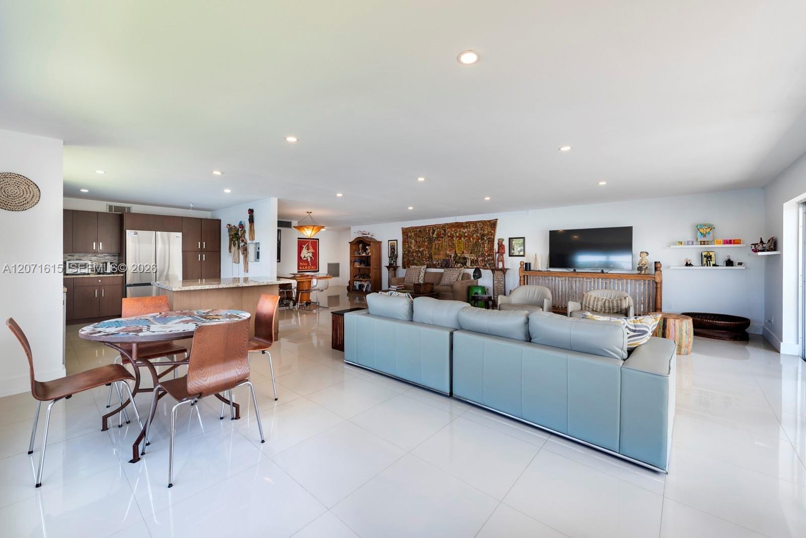 873 NE 195 206 — photo 5