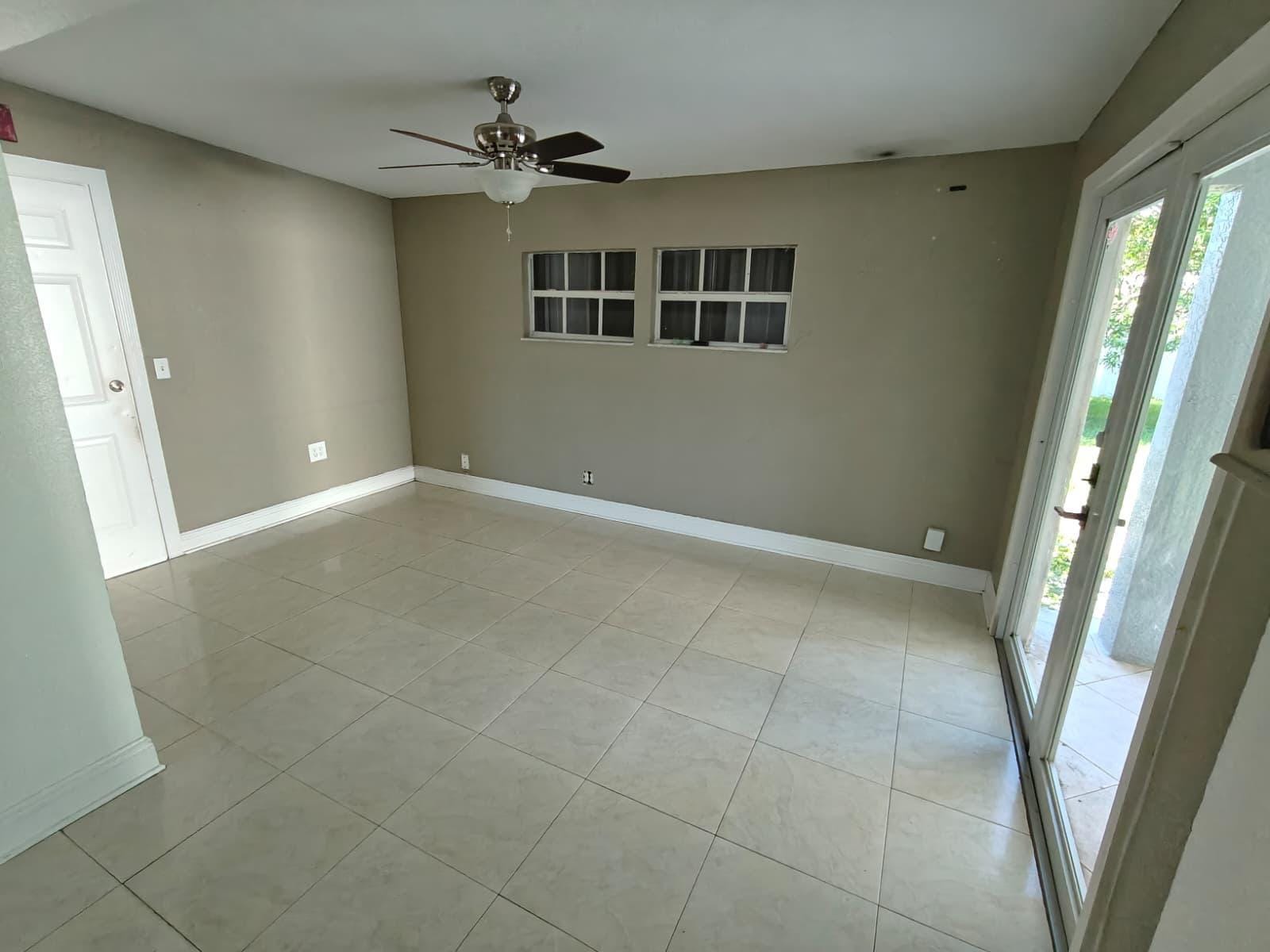 324 Mid Pines Road, Palm Springs, FL 33461 photo 16