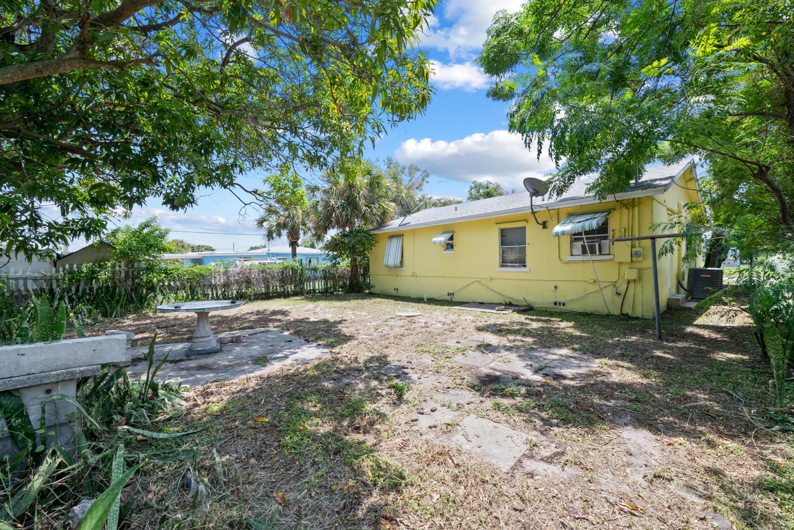 616 W 5TH Street, Riviera Beach, FL 33404 photo 2