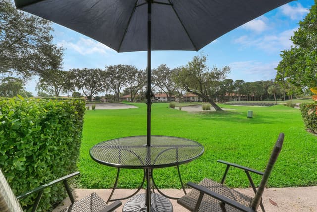 820 Club Drive, Palm Beach Gardens, FL 33418
