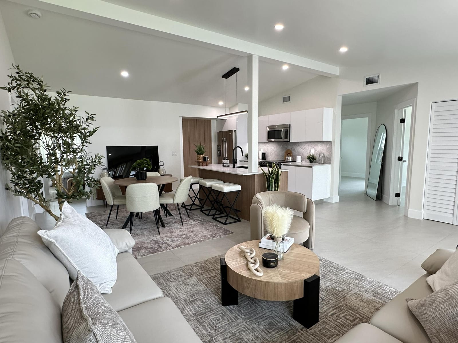 2490 Andros Lane — photo 8
