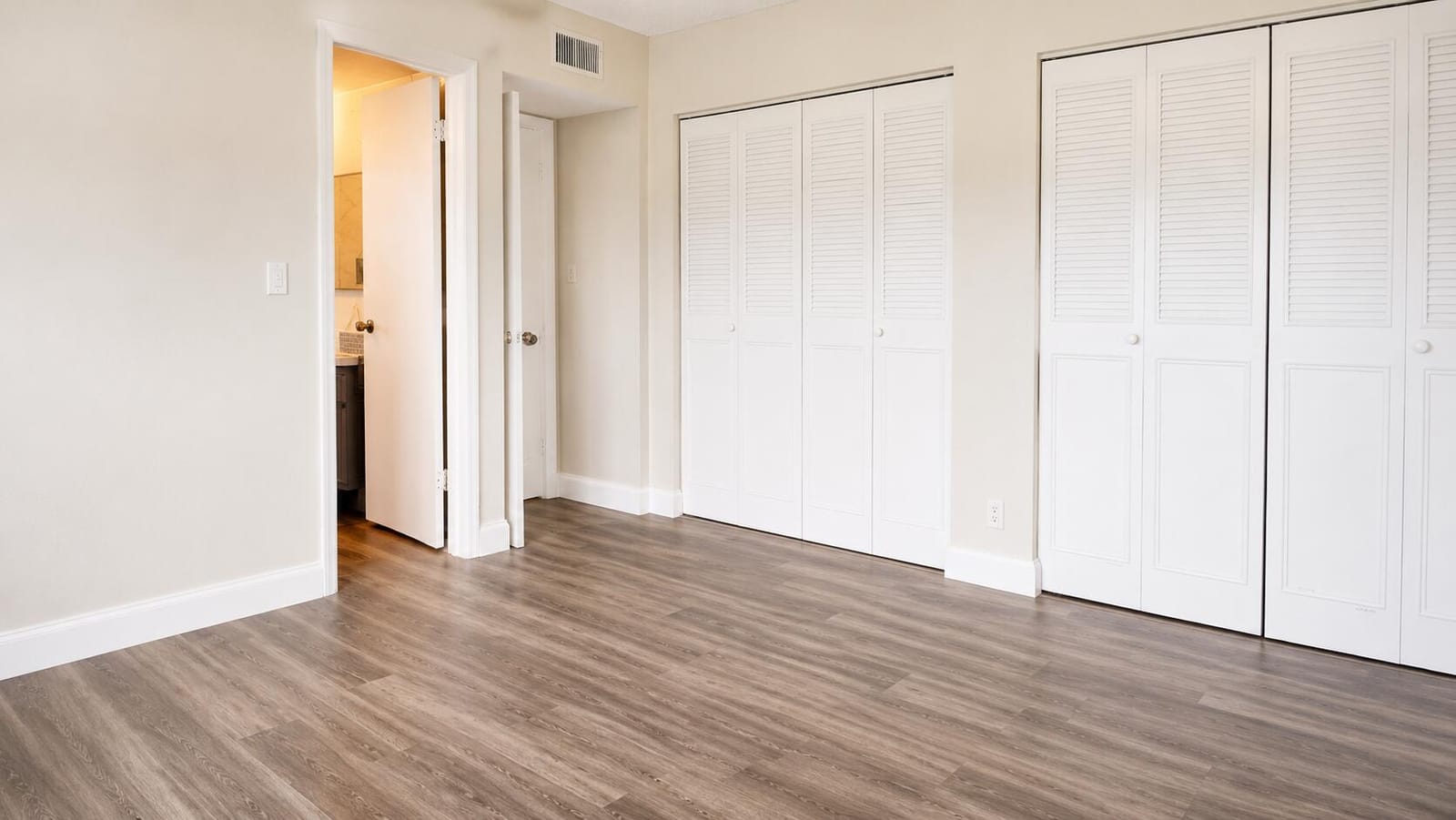 4880 NW 22ND Street 309 — photo 10