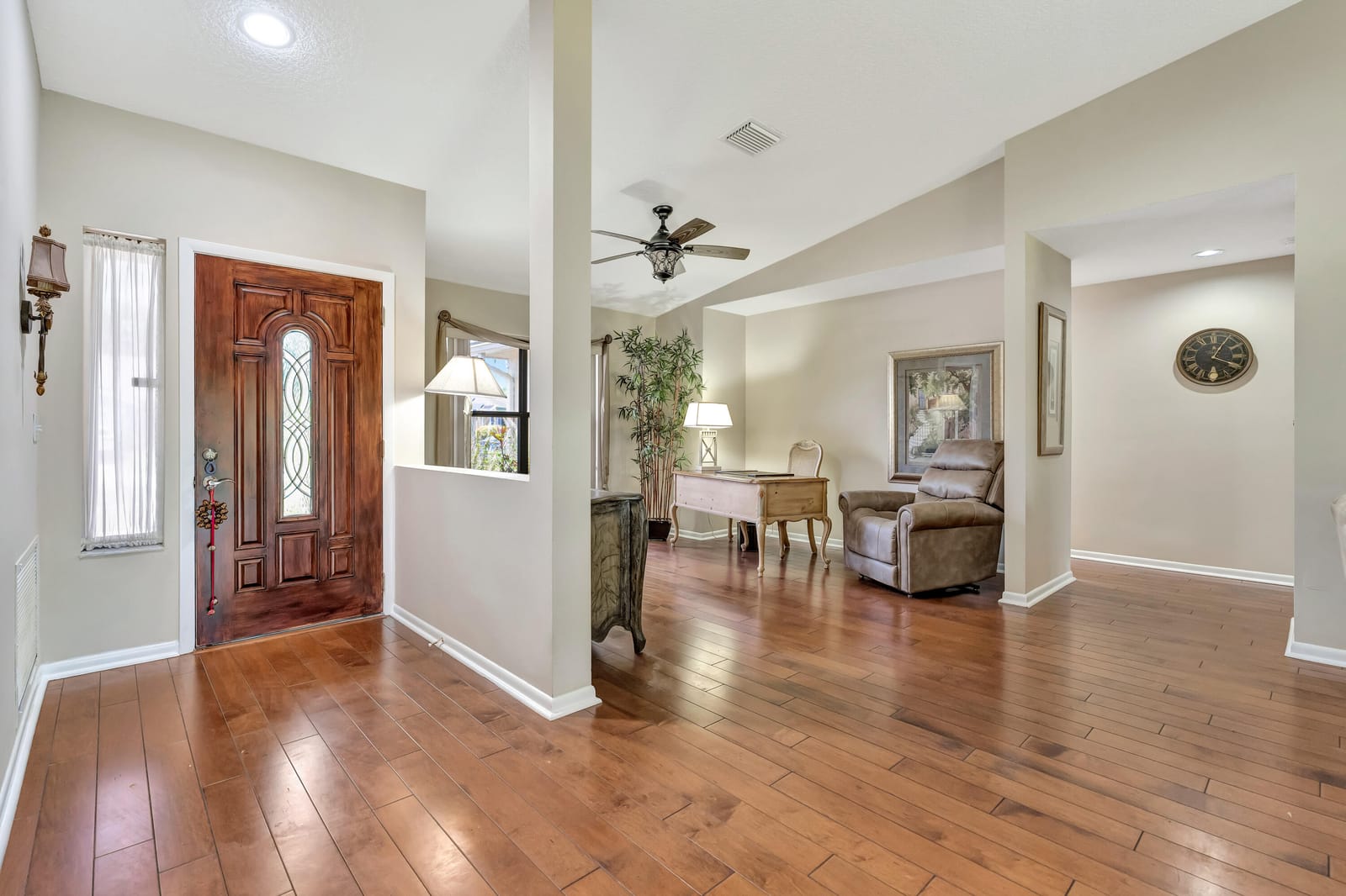 108 Lexington Drive — photo 4