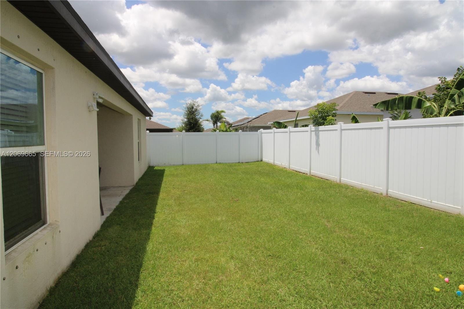5424 Fantasy Drive — photo 3