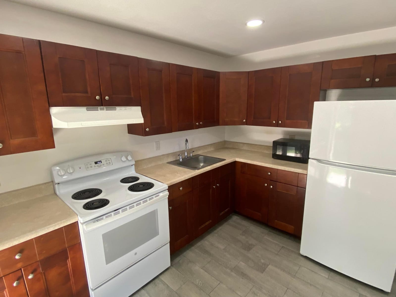 850 SW 9th Avenue 1-4, # C, Hallandale Beach, FL 33009