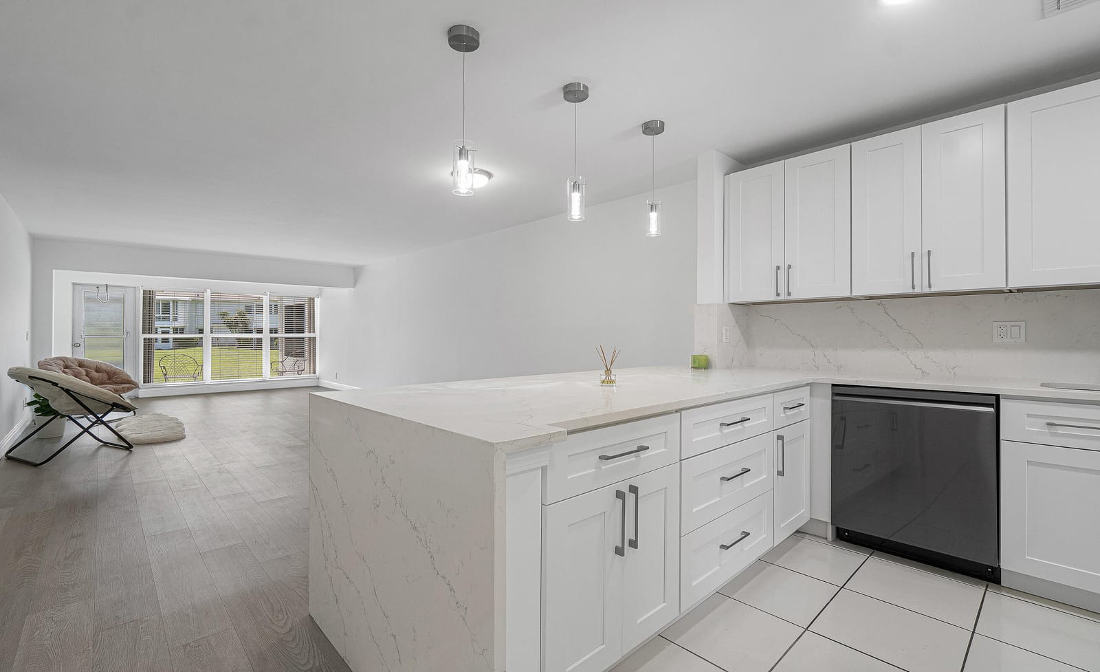 2830 SW 13th Street 101 — photo 11