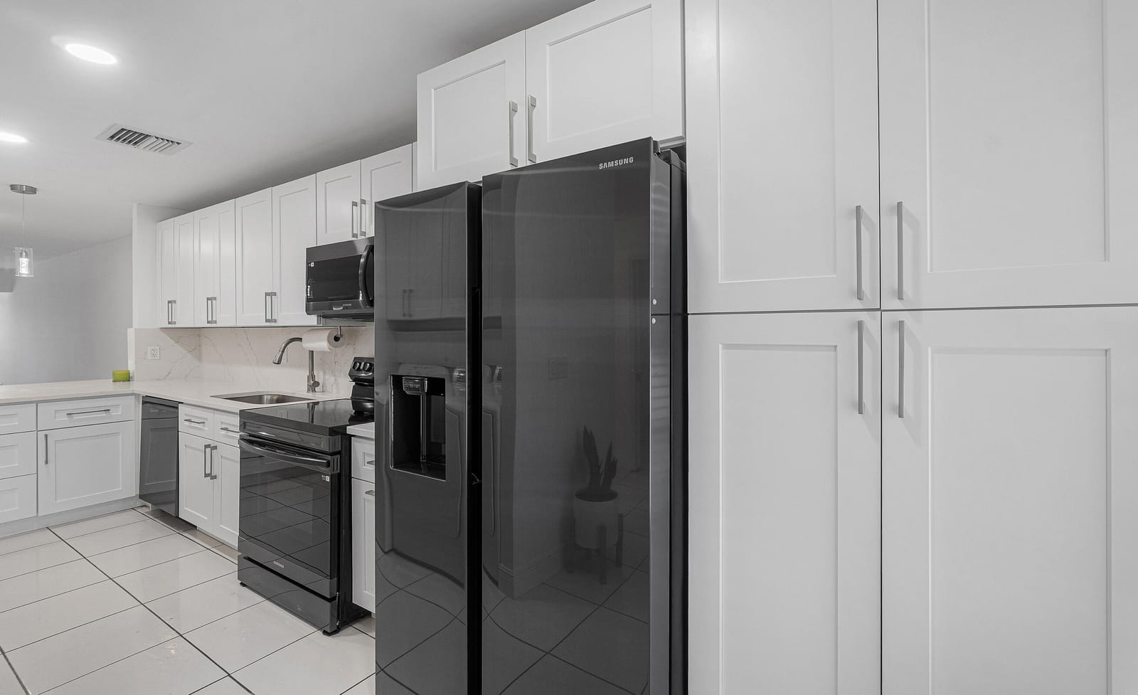 2830 SW 13th Street 101 — photo 5