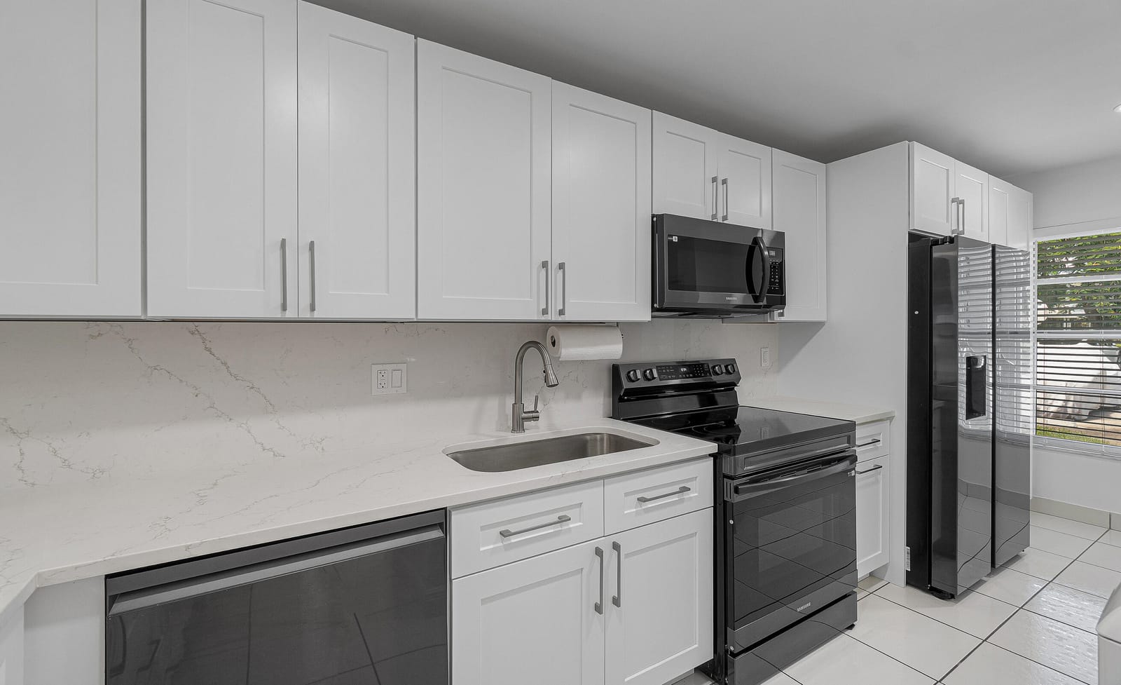2830 SW 13th Street 101 — photo 7