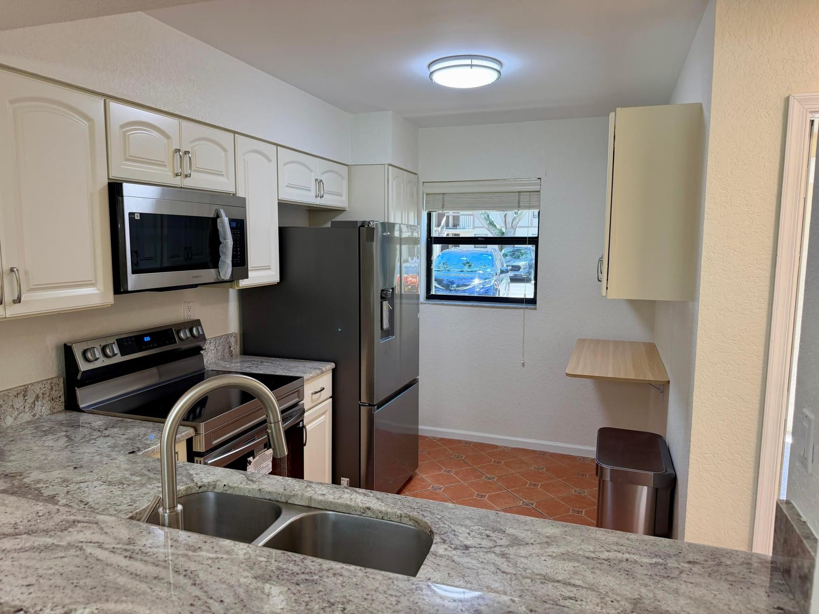 3149 MILLWOOD Terrace 1210 — photo 1