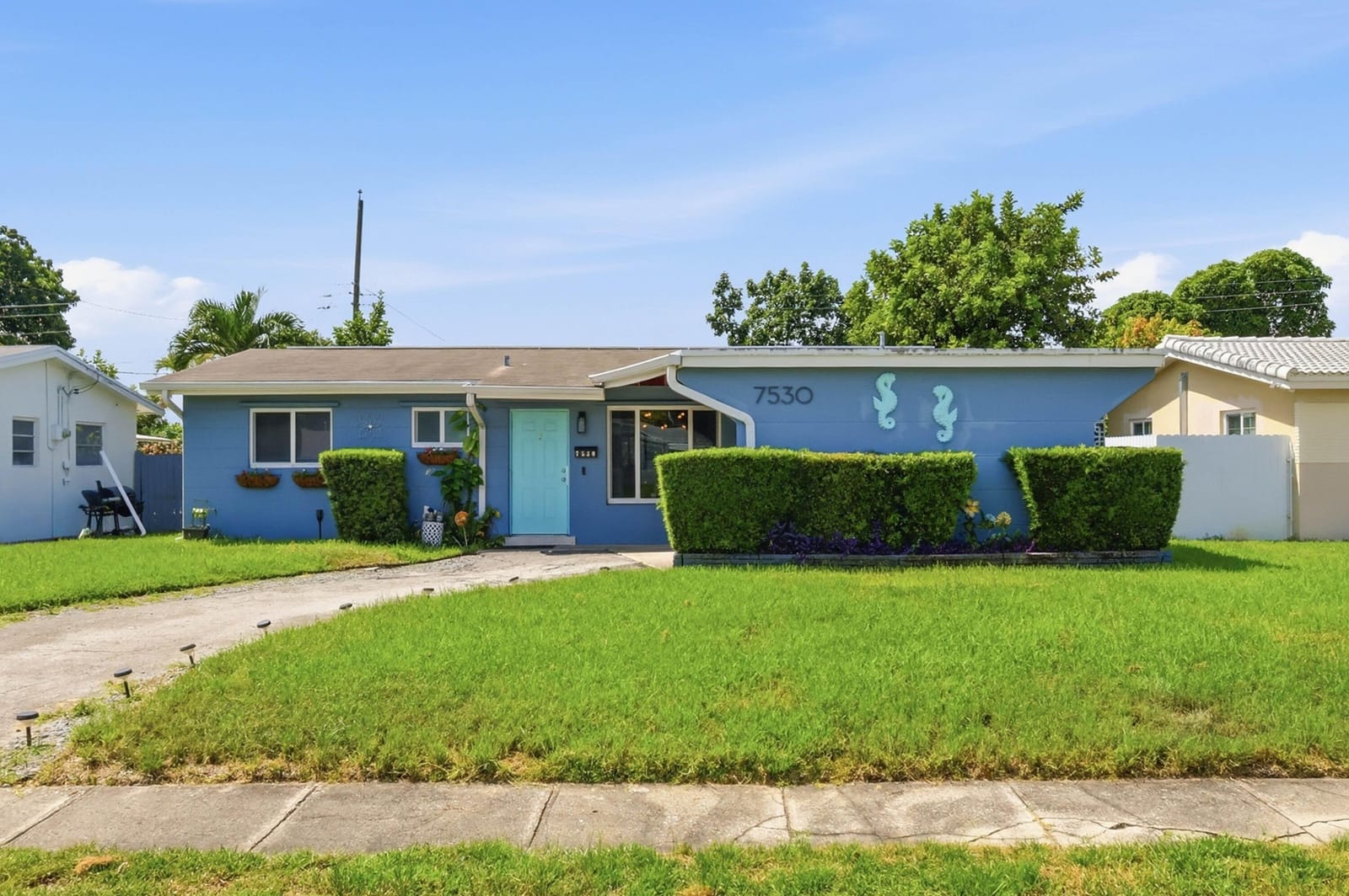 7530 LINCOLN Street, Hollywood, FL 33024 - photo 1 of 30