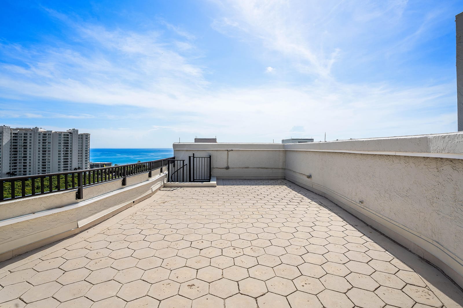 3912 S OCEAN Boulevard PH-1, Highland Beach, FL 33487 photo 5