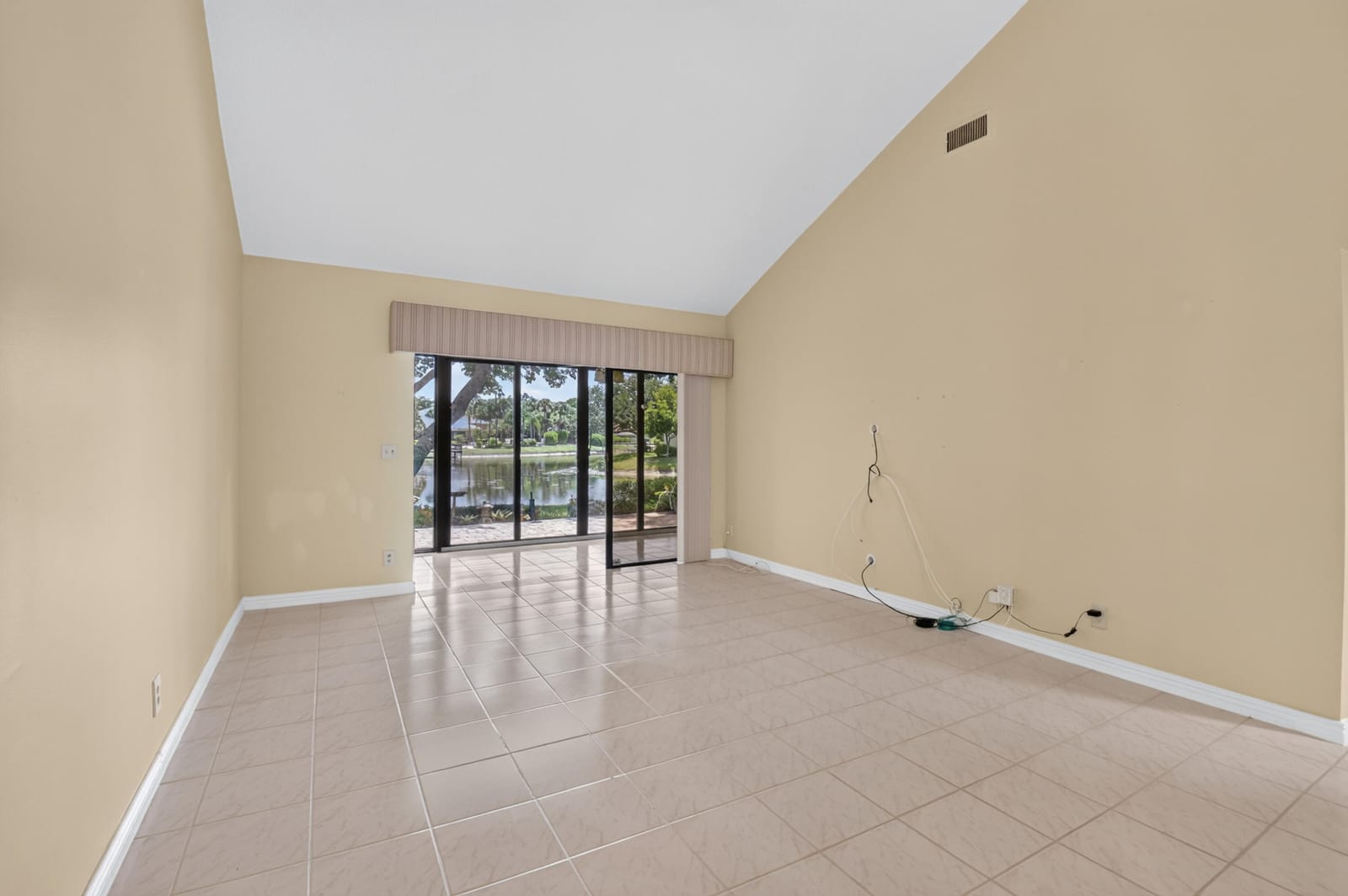 10884 LAKE FRONT Place, Boca Raton, FL 33498 photo 18