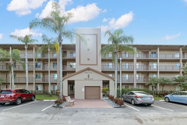 12750 SW 15th Street 204D, Pembroke Pines, FL 33027