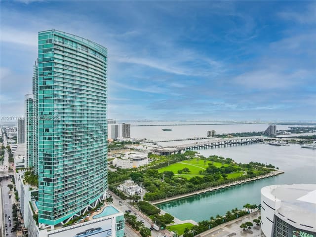 888 Biscayne Boulevard 1601, Miami, FL 33132
