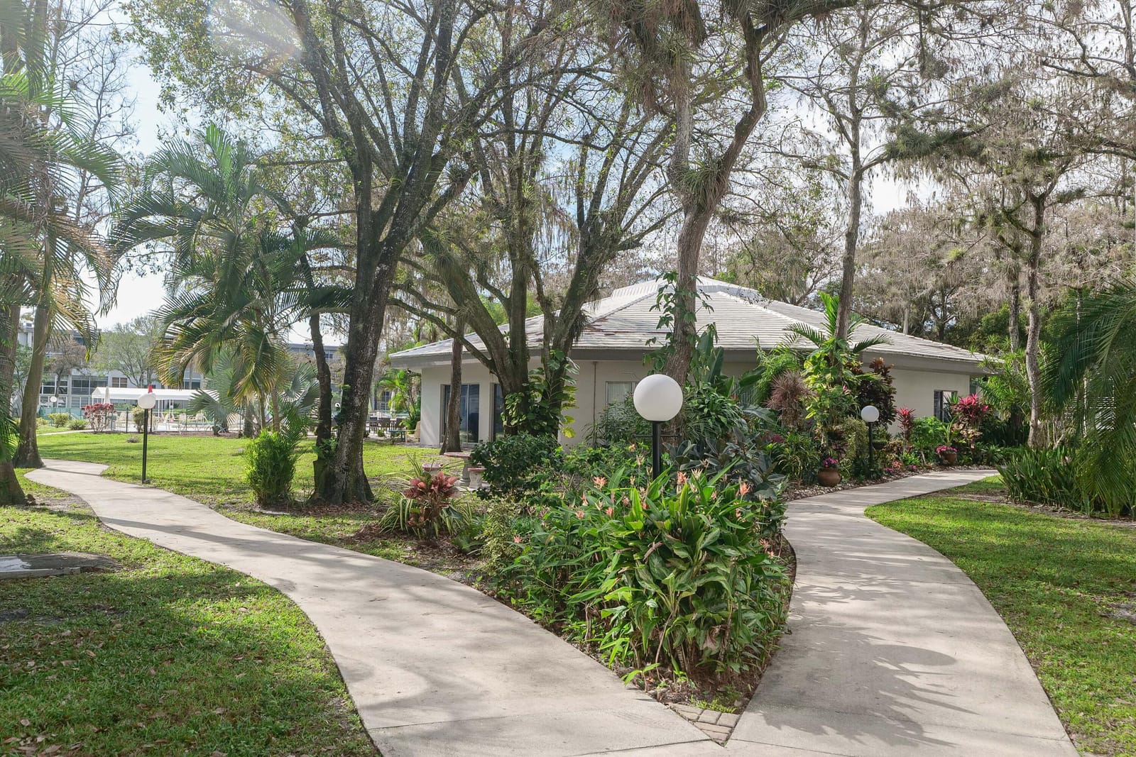 4851 NW 26th Court 336, Lauderdale Lakes, FL 33313 photo 16