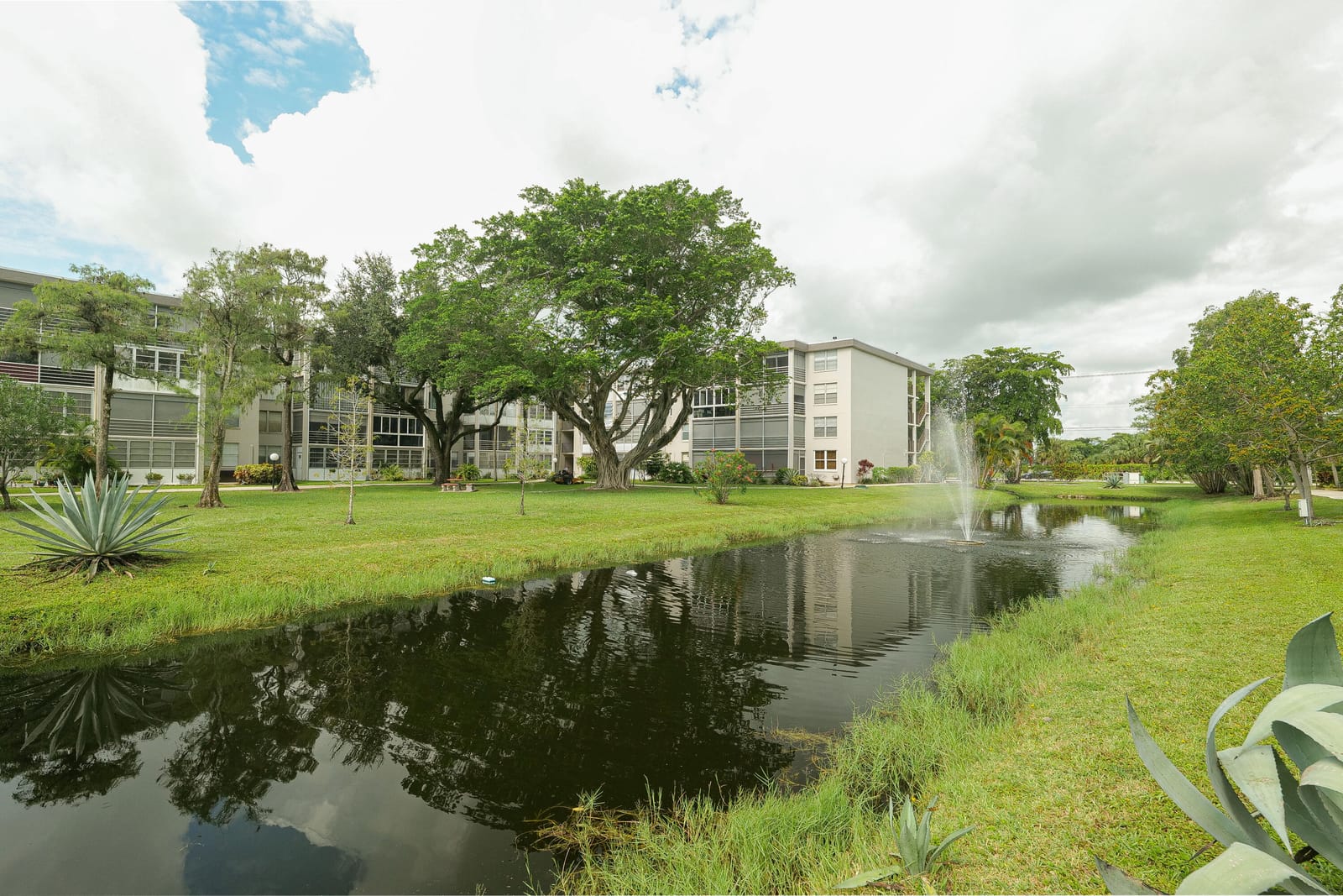 4851 NW 26th Court 336, Lauderdale Lakes, FL 33313 photo 25