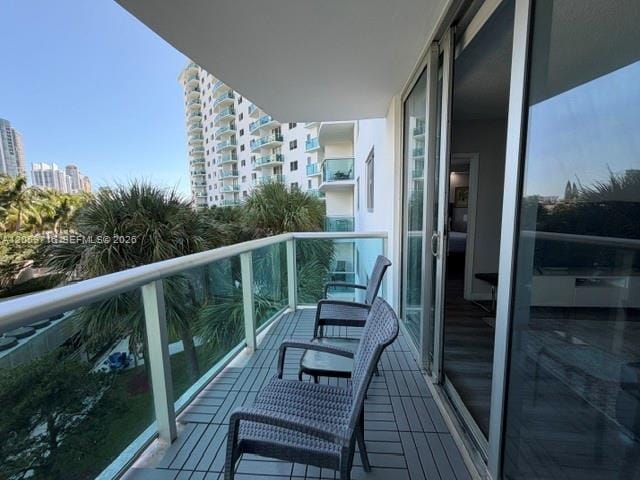 19370 Collins Avenue 321, Sunny Isles Beach, FL 33160 photo 3
