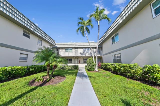 233 Monaco E, Kings Point Monaco, Delray Beach, FL