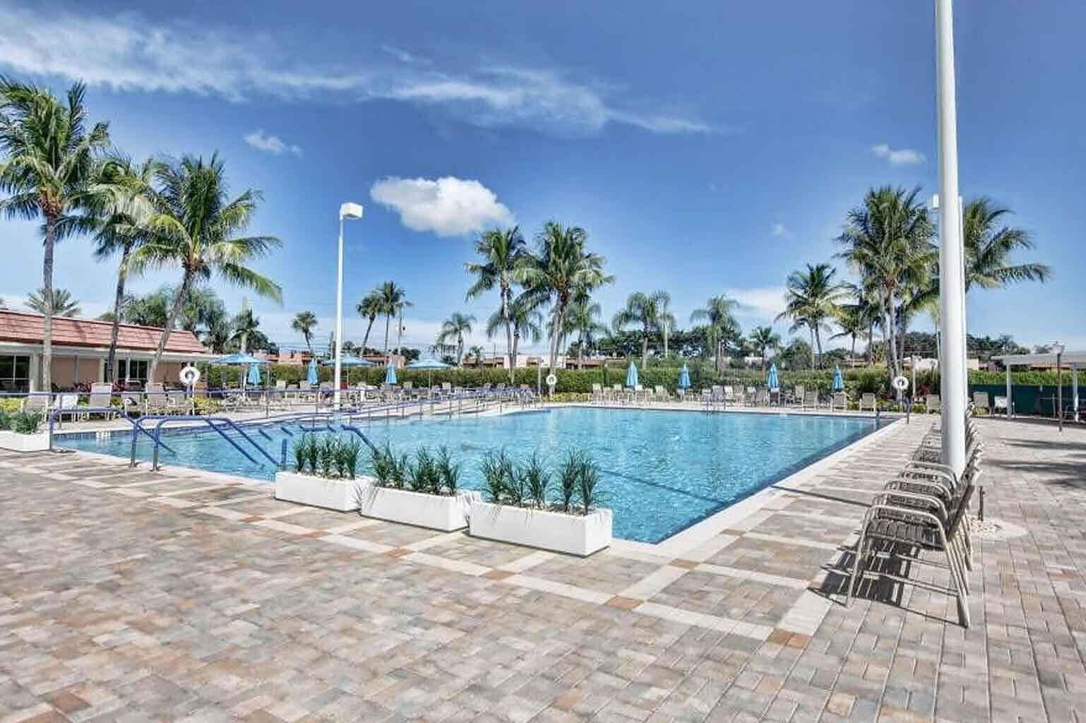 233 Monaco Boulevard E, Delray Beach, FL 33446 photo 5