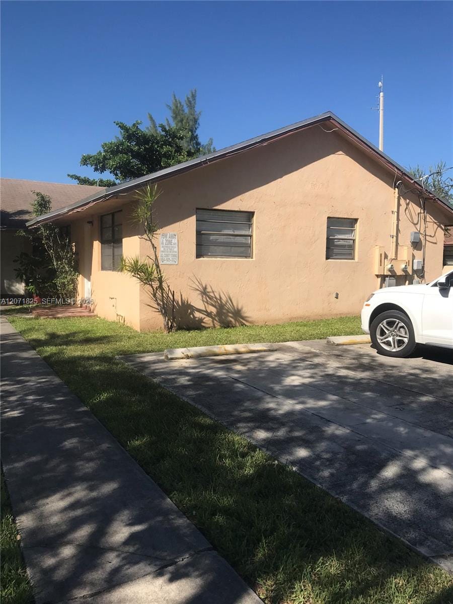 1008 SW 8th Street 1008, Hallandale Beach, FL 33009