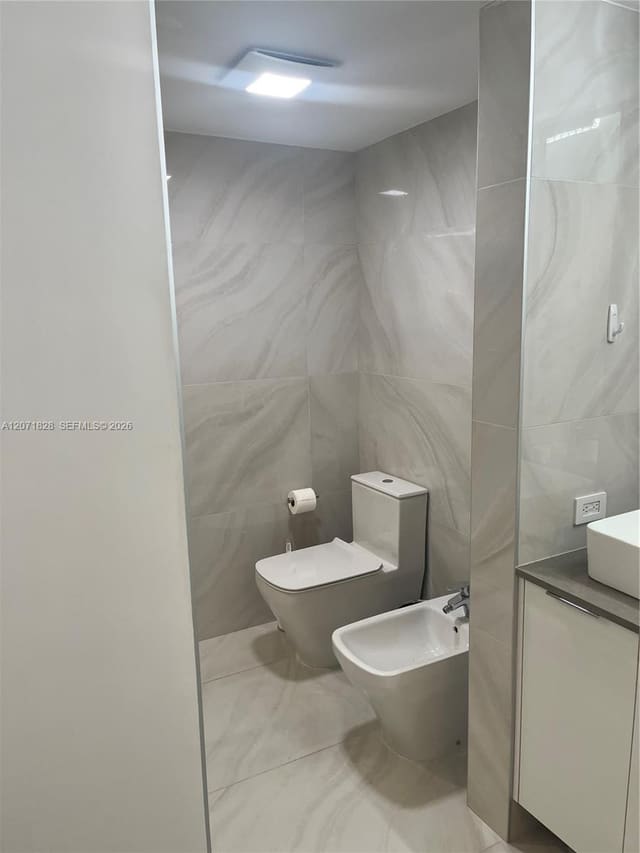 20191 E Country Club Drive 503, Aventura, FL 33180
