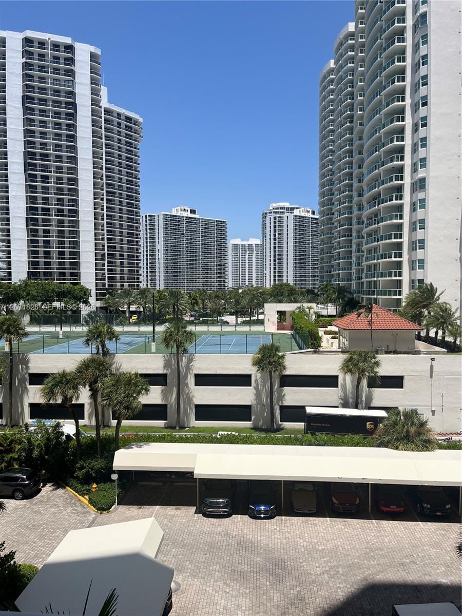 20191 E Country Club Drive 503 — photo 10
