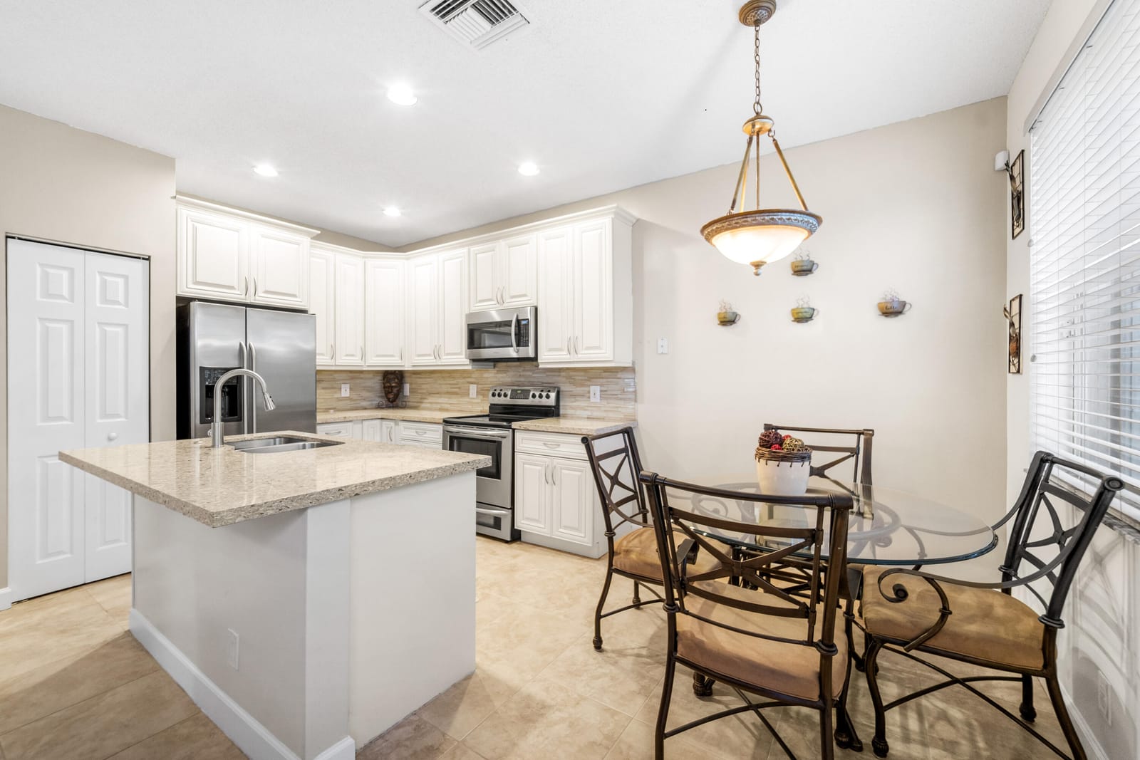 5106 Heron Court — photo 2
