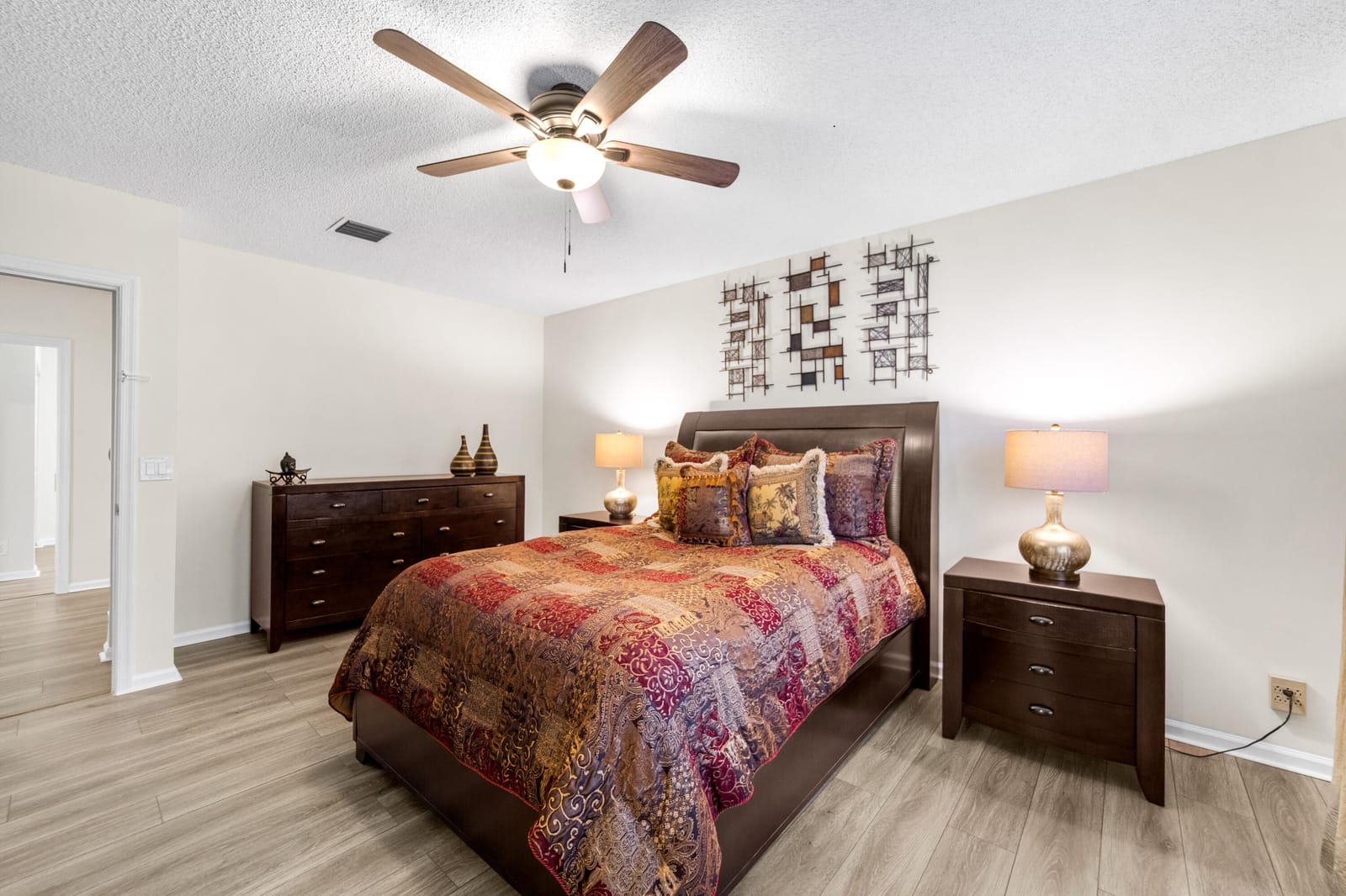 5106 Heron Court — photo 4