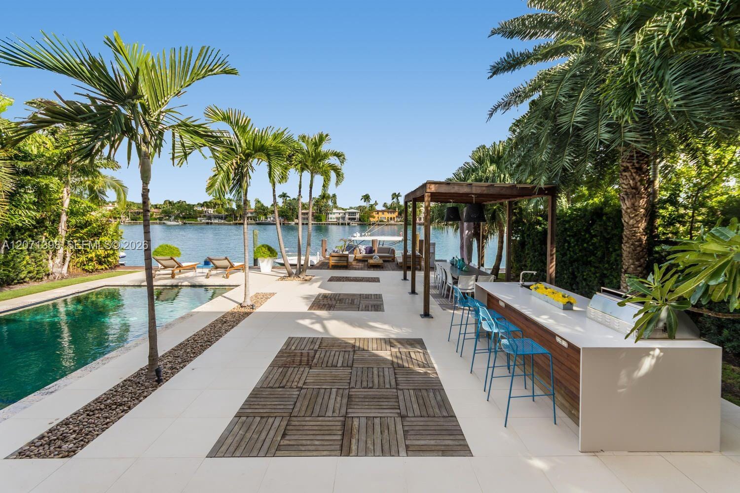 455 E Dilido Drive, Miami Beach, FL 33139 photo 3