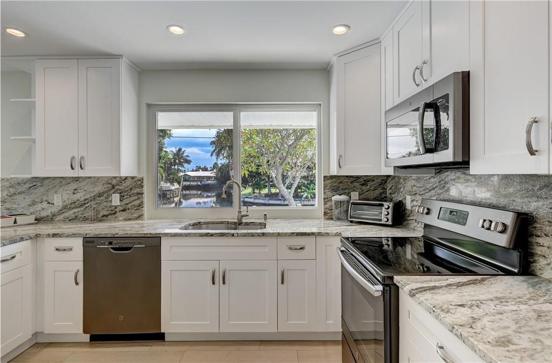 840 SW 7TH Street — photo 3