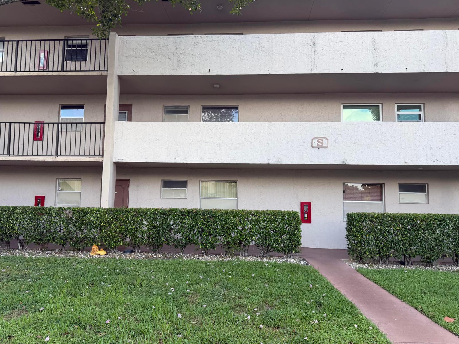 8301 Sands Point Boulevard S103, Tamarac, FL 33321 photo 2
