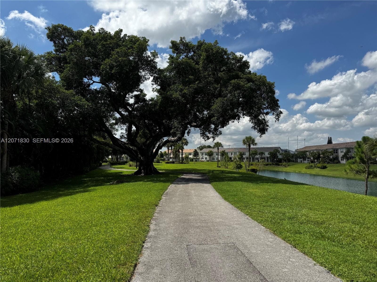 1000 Hillcrest Court 214, Hollywood, FL 33021 photo 21