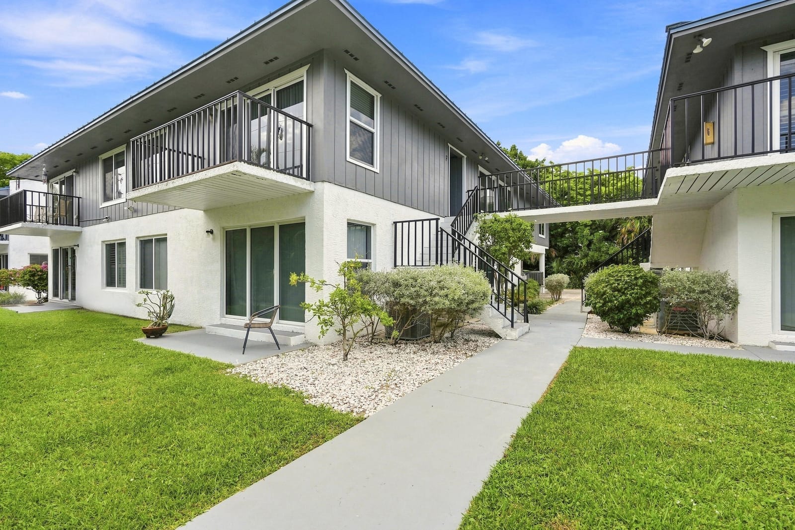 1180 CARLTON Court 206A, Fort Pierce, FL 34949