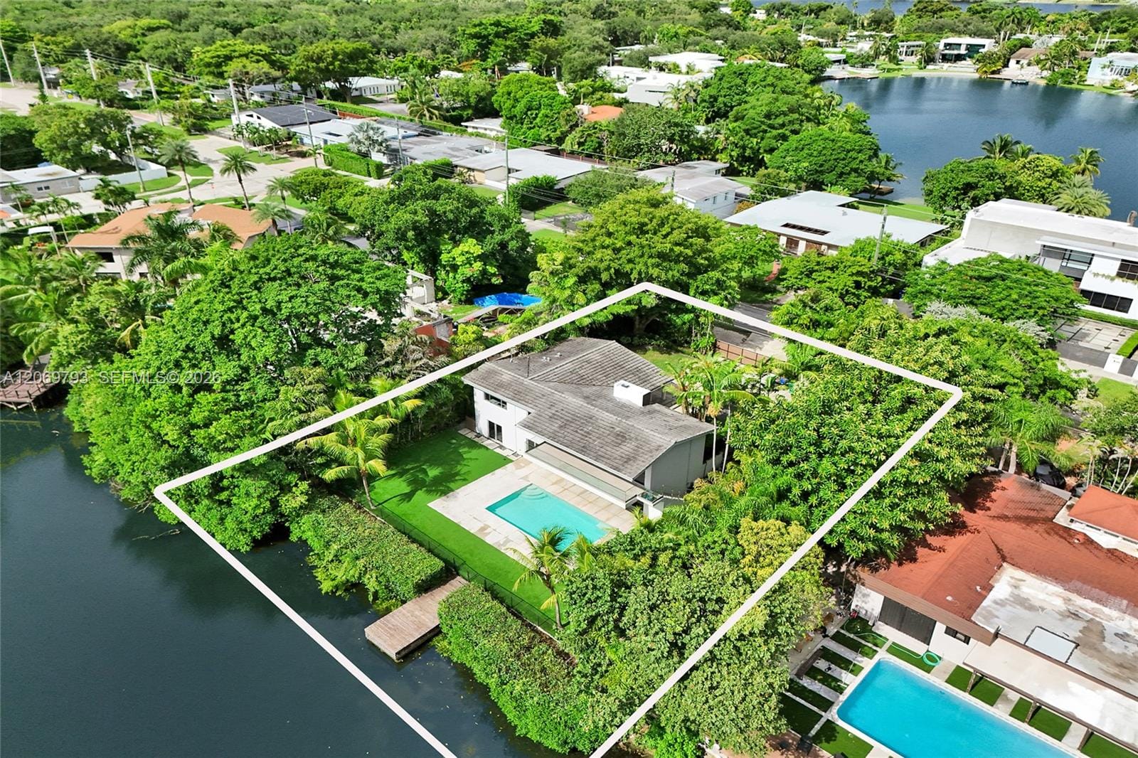 19231 NE 22nd Avenue, Miami, FL 33180