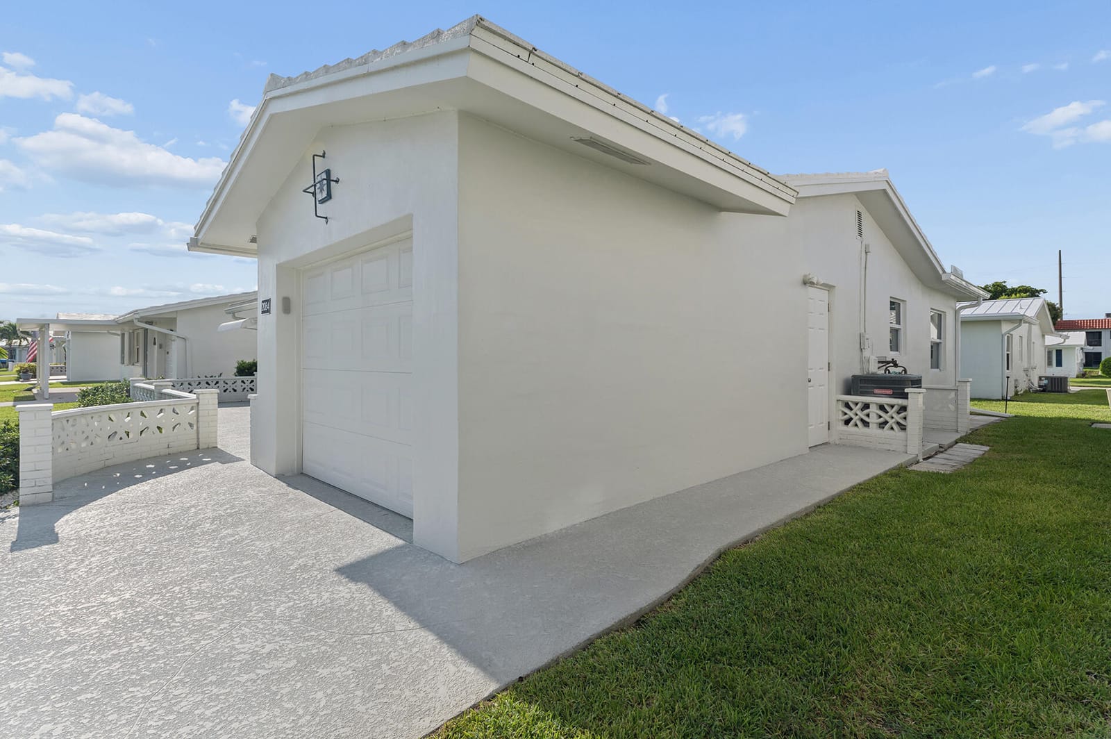 2084 SW 13th Terrace — photo 9