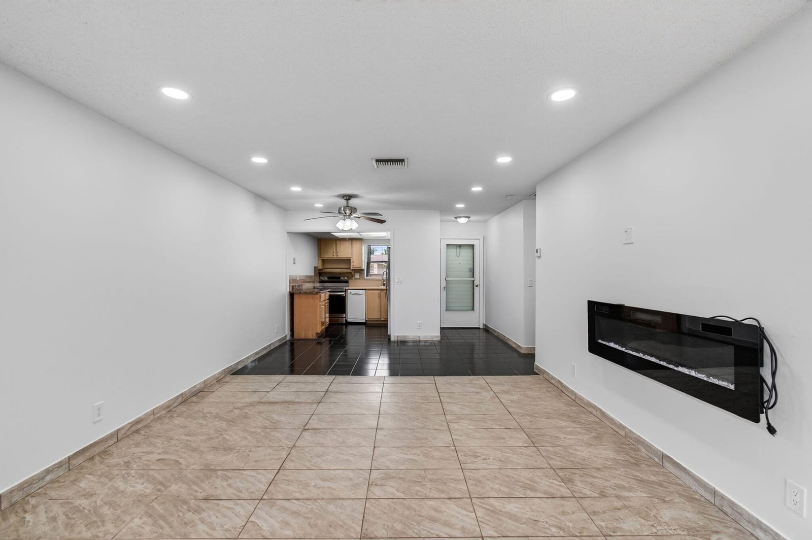 2522 Emory Dr Drive E I — photo 3