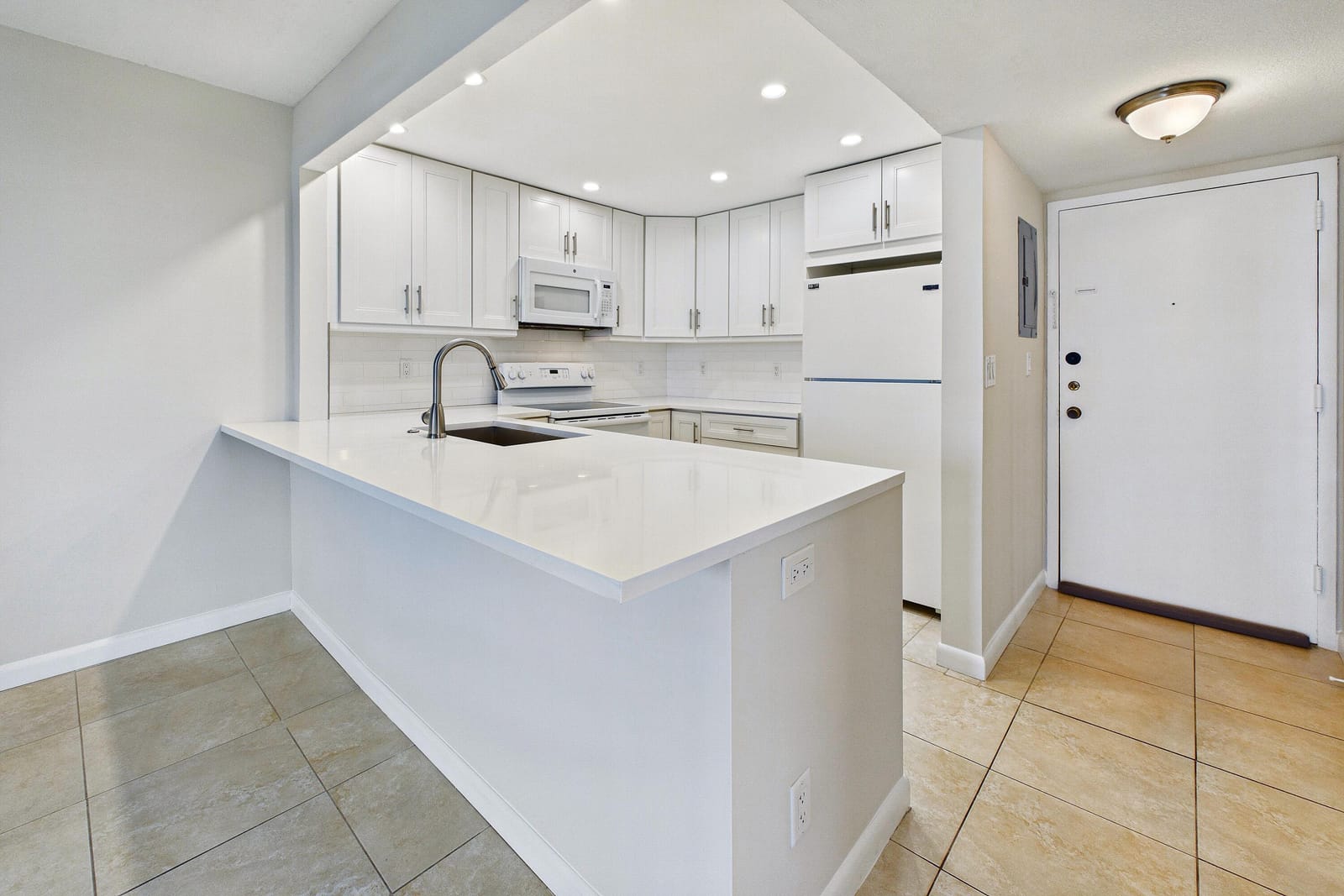 1800 N Andrews Avenue 12G — photo 4