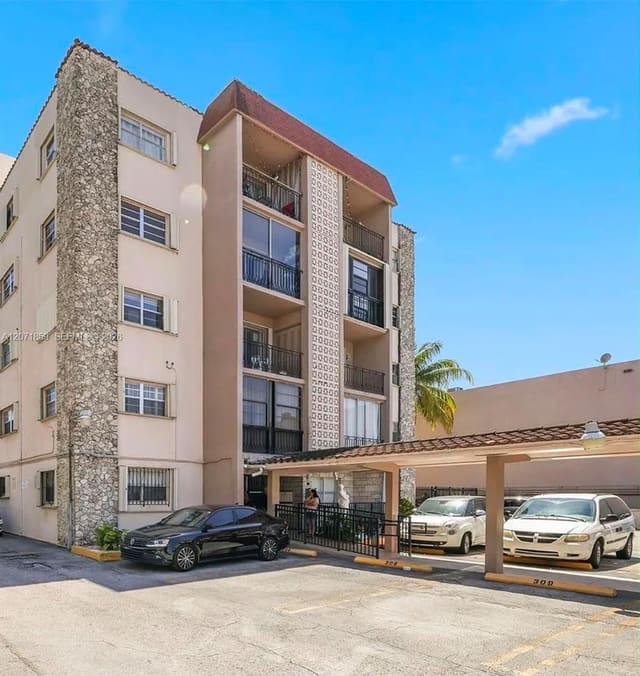 3640 NW 9th Street 407, Miami, FL 33125