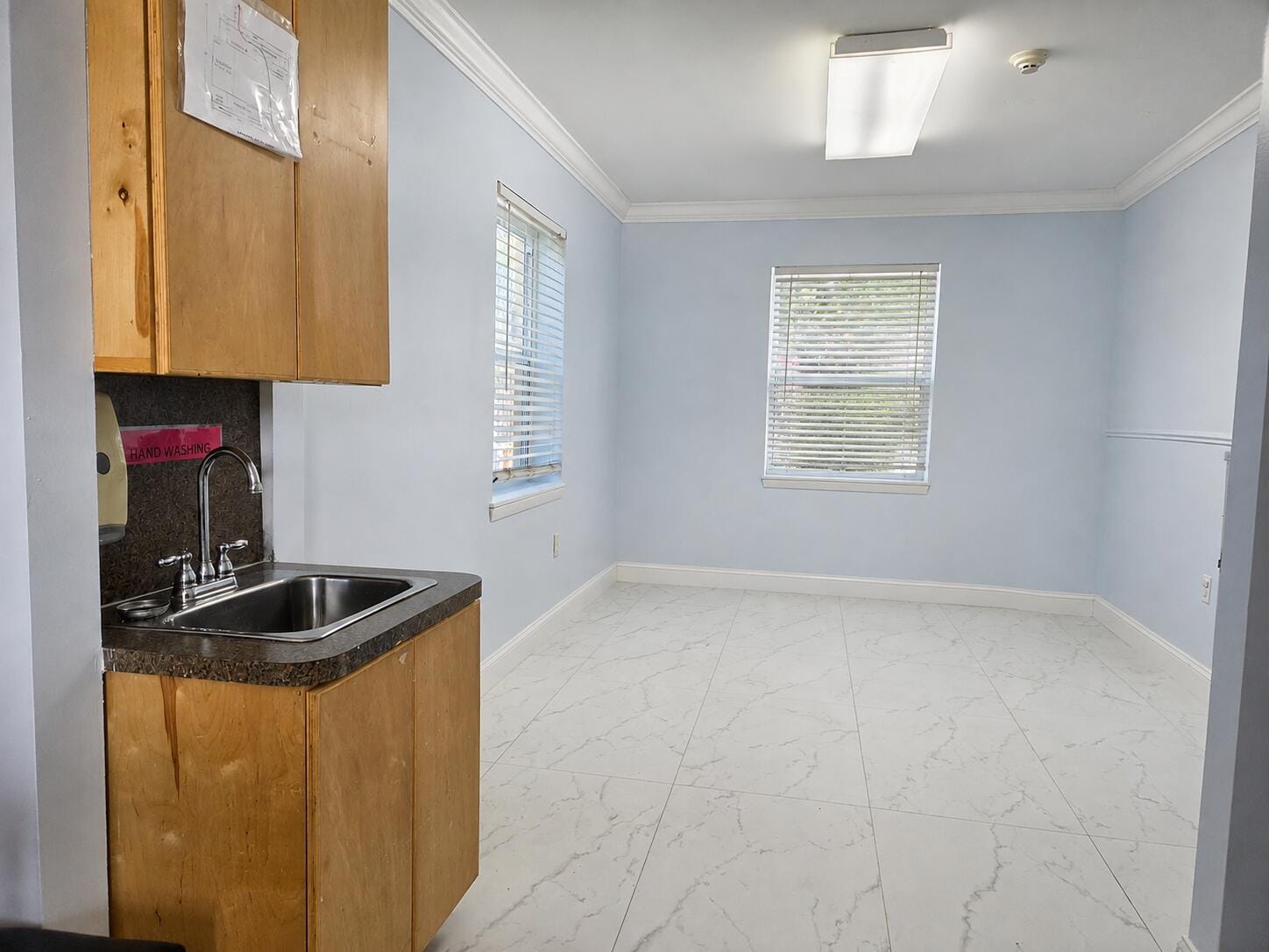 1100 NE 23RD Drive — photo 8