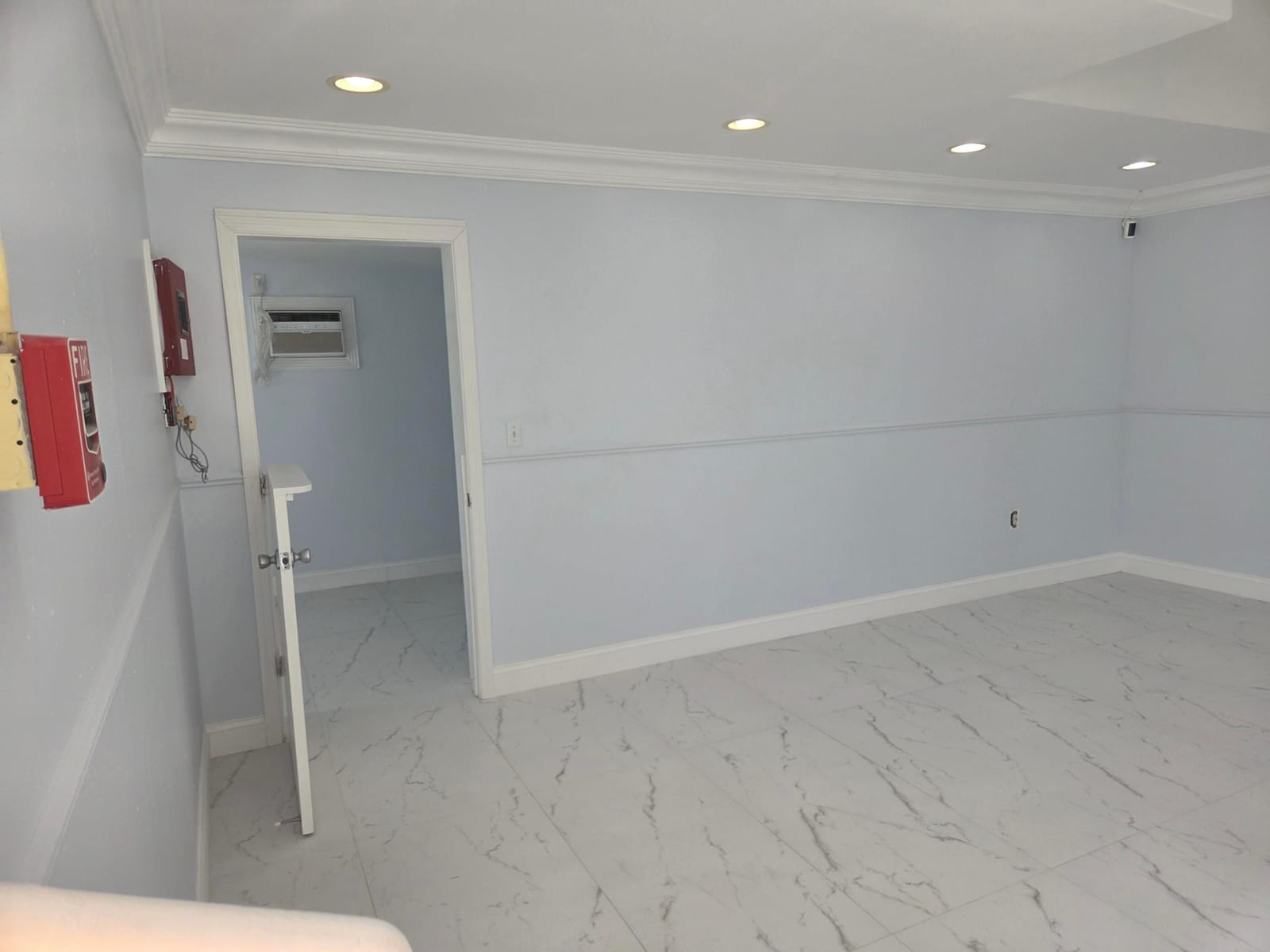 1100 NE 23RD Drive — photo 3