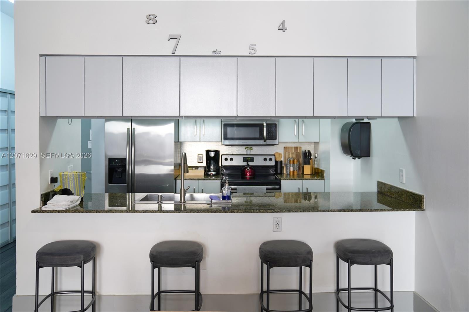 1200 Brickell Bay Drive 1406 — photo 3