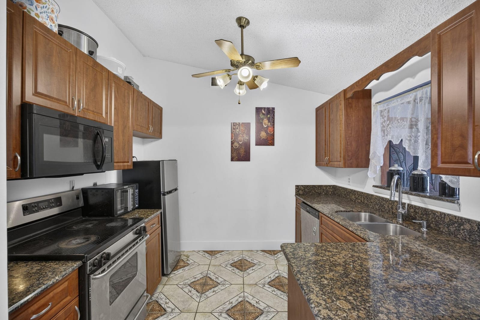 254 LA MANCHA Avenue, Royal Palm Beach, FL 33411 photo 18